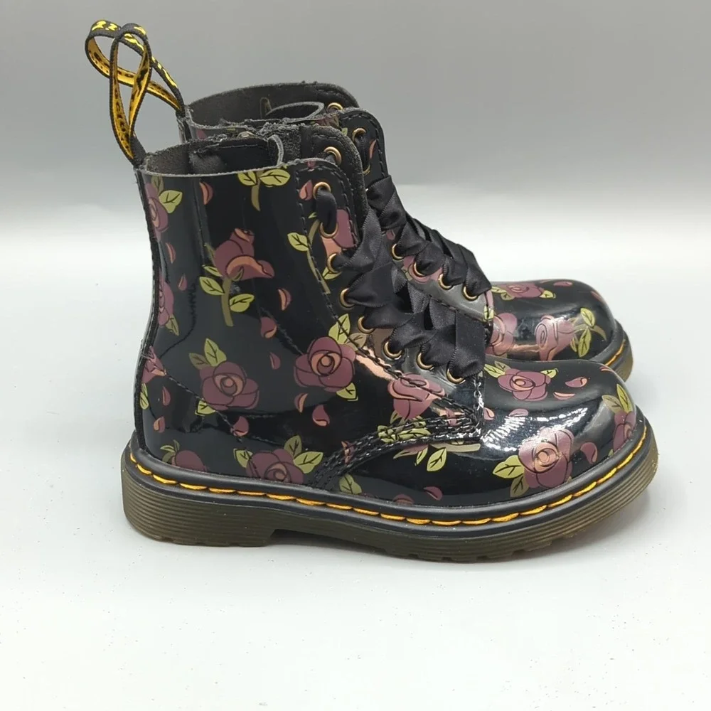 Dr. Martens 1460 Pascal T Black Floral Coated Leather Boots Kids Size US 8 UK 7
